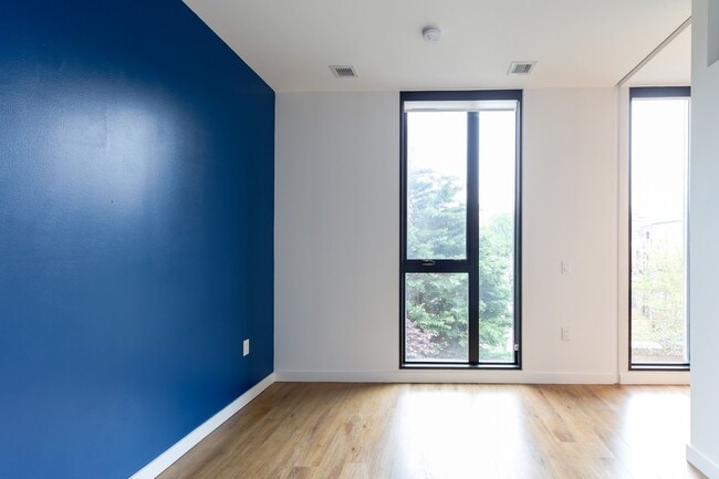 Building Photo - Terrific One Bedroom Condo in Truxton Circle!