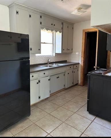 Building Photo - 1600 SE 23rd Ave