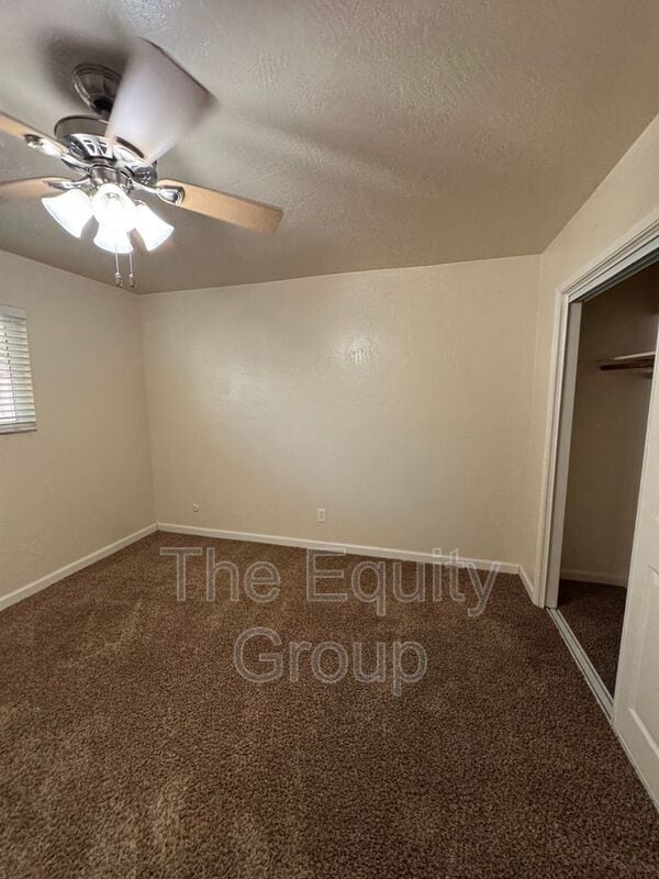 Building Photo - 547 W Tulare Ave