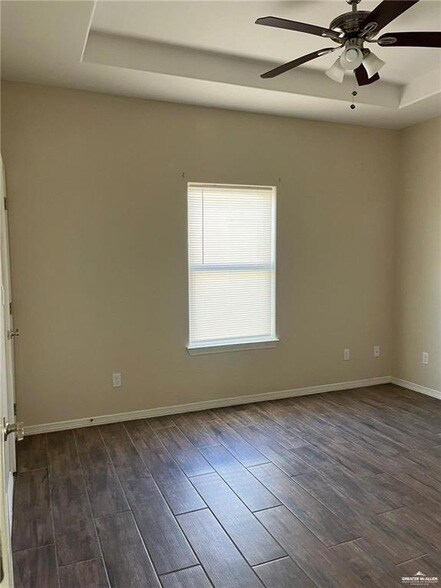 Building Photo - 4001 Hawthorne Ave