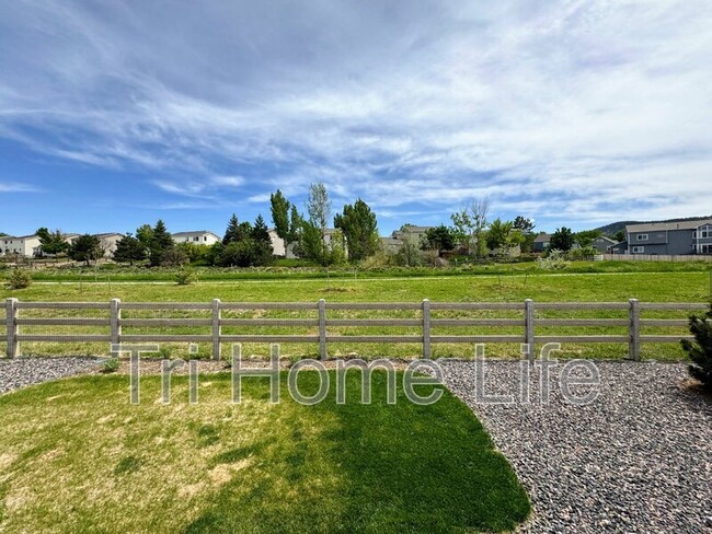 Building Photo - 8005 Mount Ouray Rd