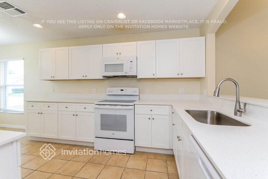 Building Photo - 4318 Bay Vista Dr