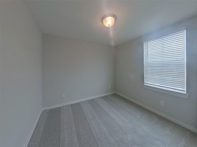 Building Photo - 22818 Terrazzo Dr