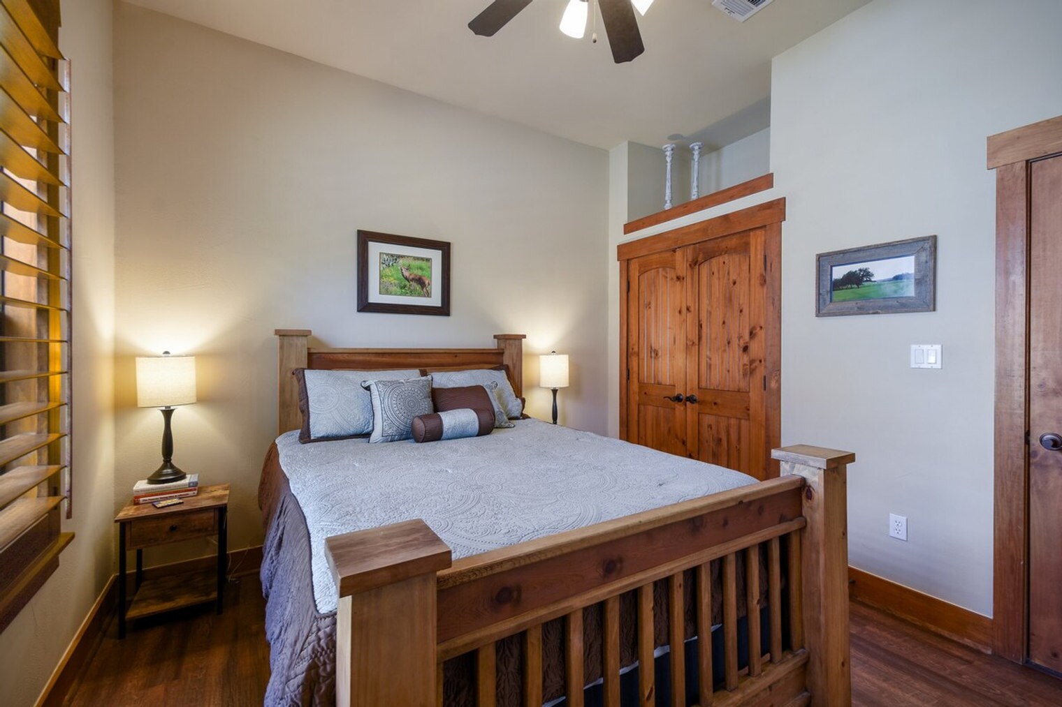 Building Photo - 7221 Trident-SI ID1521782P