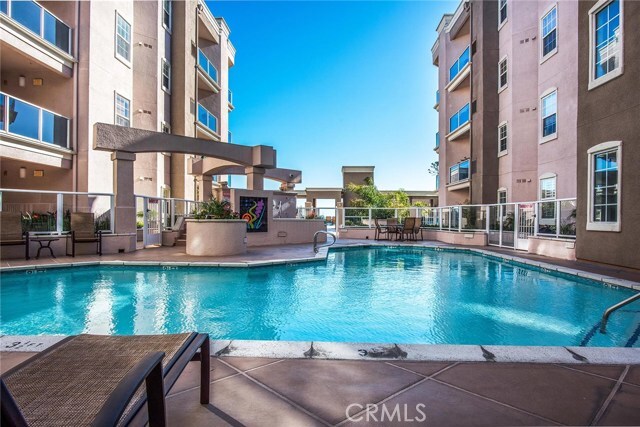 Building Photo - 1500 E Ocean Blvd