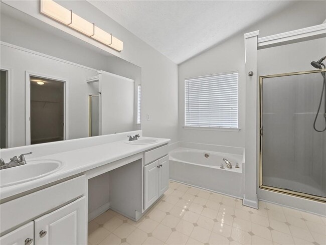 Building Photo - 1809 Wellborn Way SW