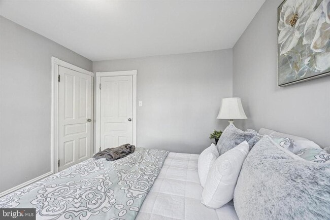 Building Photo - 105 Nyack Ave