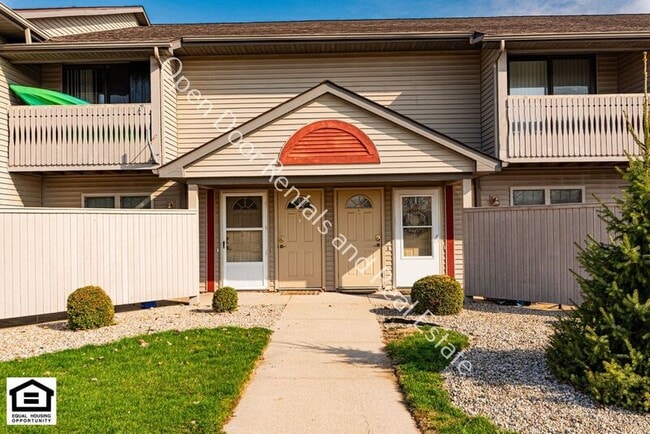 Building Photo - 1000 Old Brick Rd