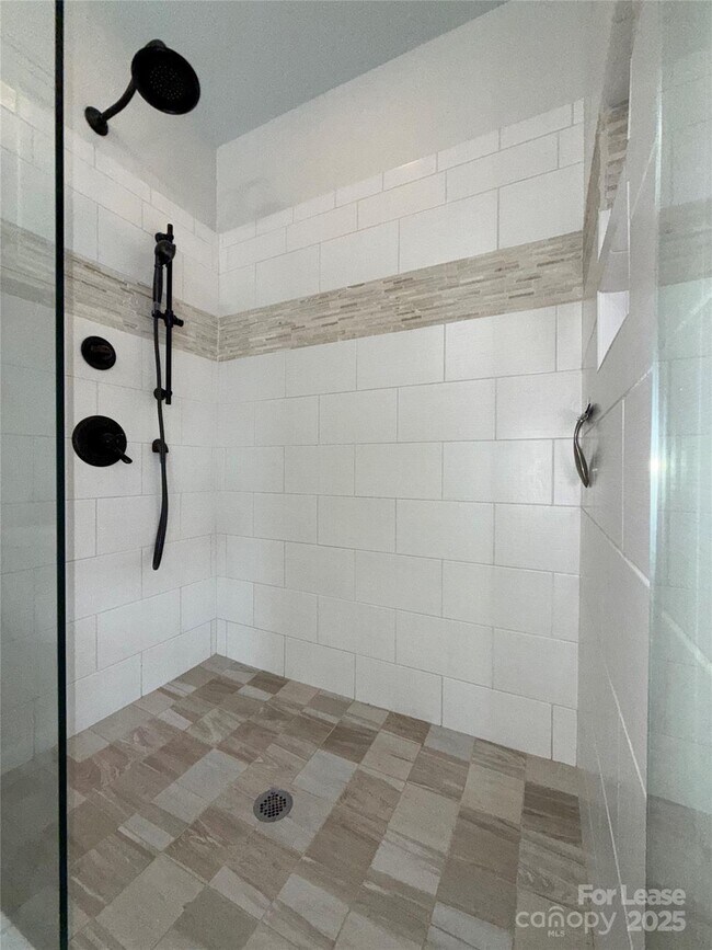 Building Photo - 1133 Torrence Cir