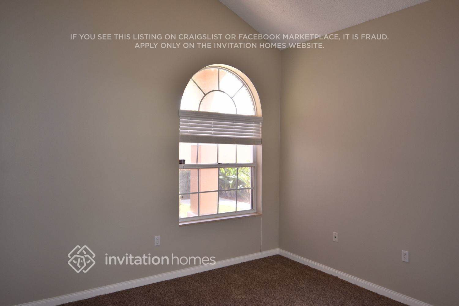 Building Photo - 2291 Saratoga Ln