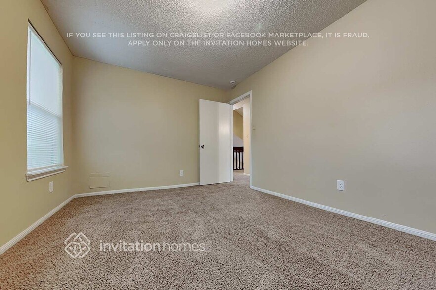 Building Photo - 11 Brentwood Oaks Ct