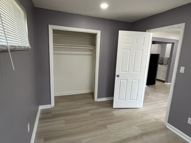 Building Photo - 15236 Tireman Ave