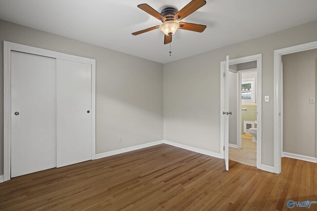Building Photo - 1508 Owens Dr SE