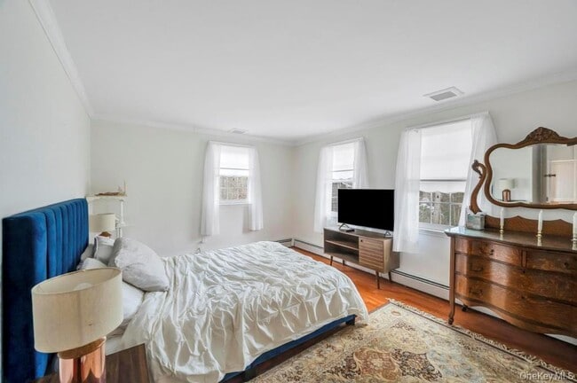 Building Photo - 807 Union Ave