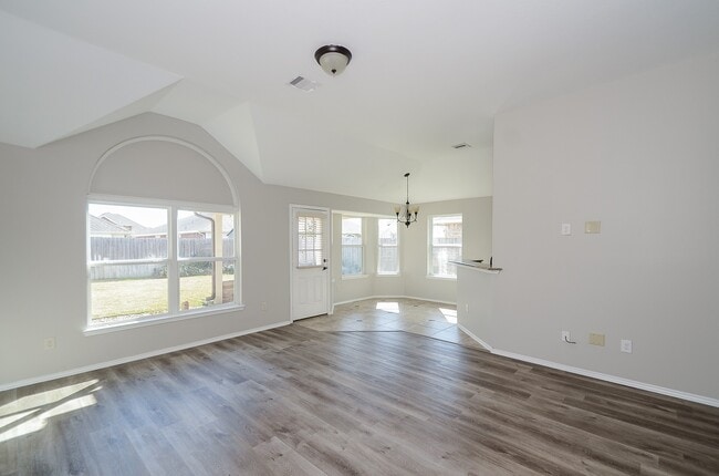 Building Photo - 2646 Leopard Ct