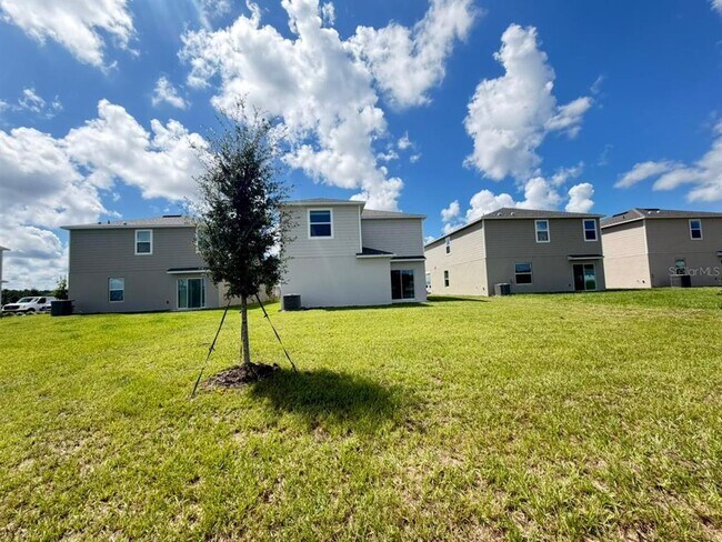 Building Photo - 5423 Crown Pt Rd