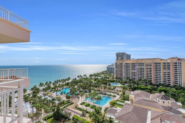 Building Photo - Step into luxury with this fully furnished PH offering stunning ocean and bay views. Located in t...
