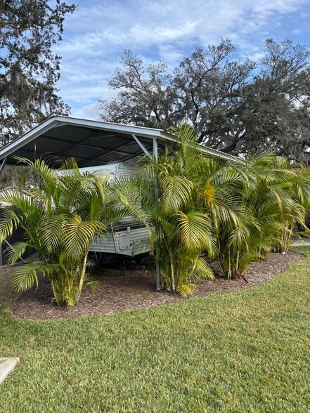 Building Photo - 2020 Lee Dr