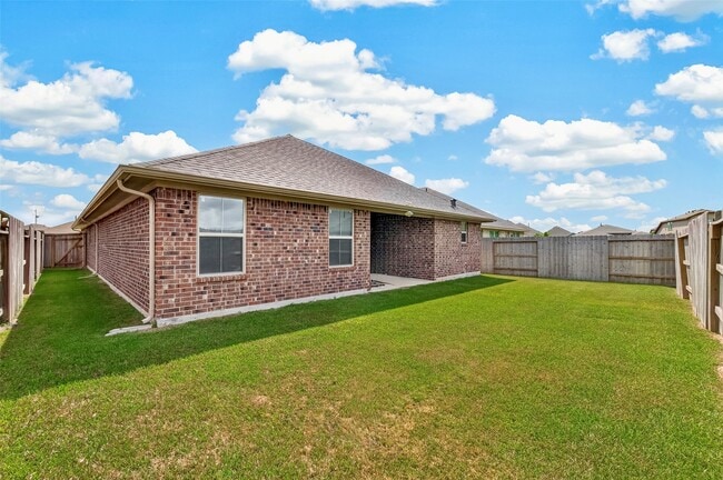 Building Photo - 2605 Golden Palms Ln