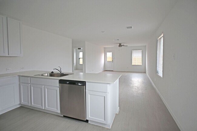 Building Photo - 14605 Mudstone Pl