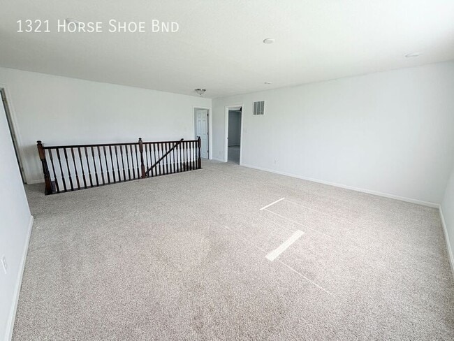 Building Photo - 1321 Horse Shoe Bnd