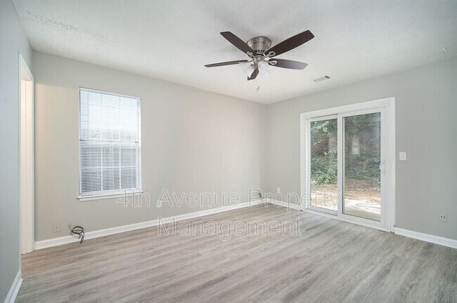 Building Photo - 2840 Pebblebrook Ct