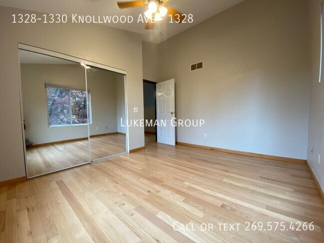 Building Photo - 1328-1330 Knollwood Ave-1328