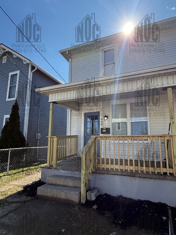 Building Photo - 440-440 Locust St