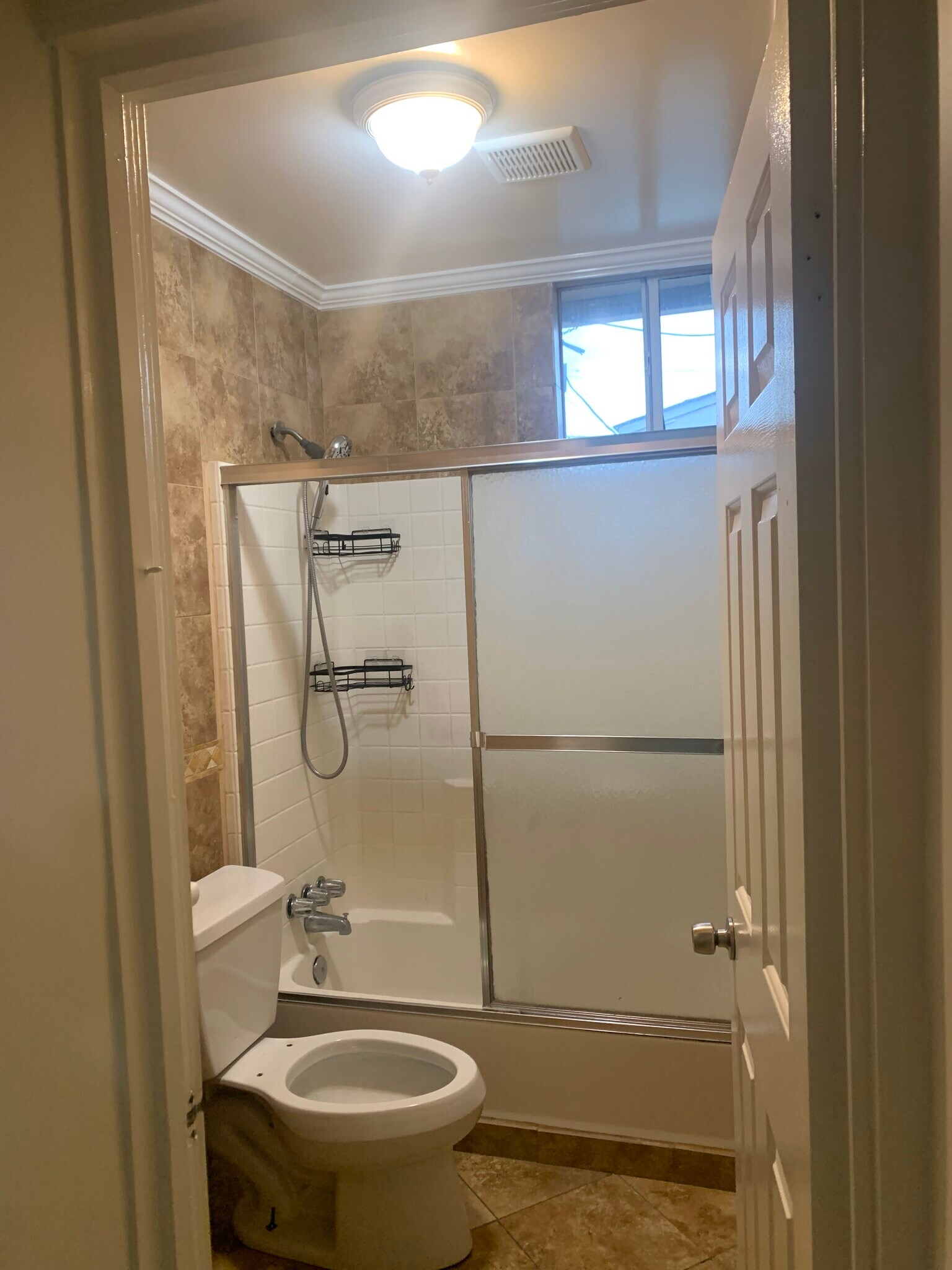 Building Photo - 3420 Granada Ave