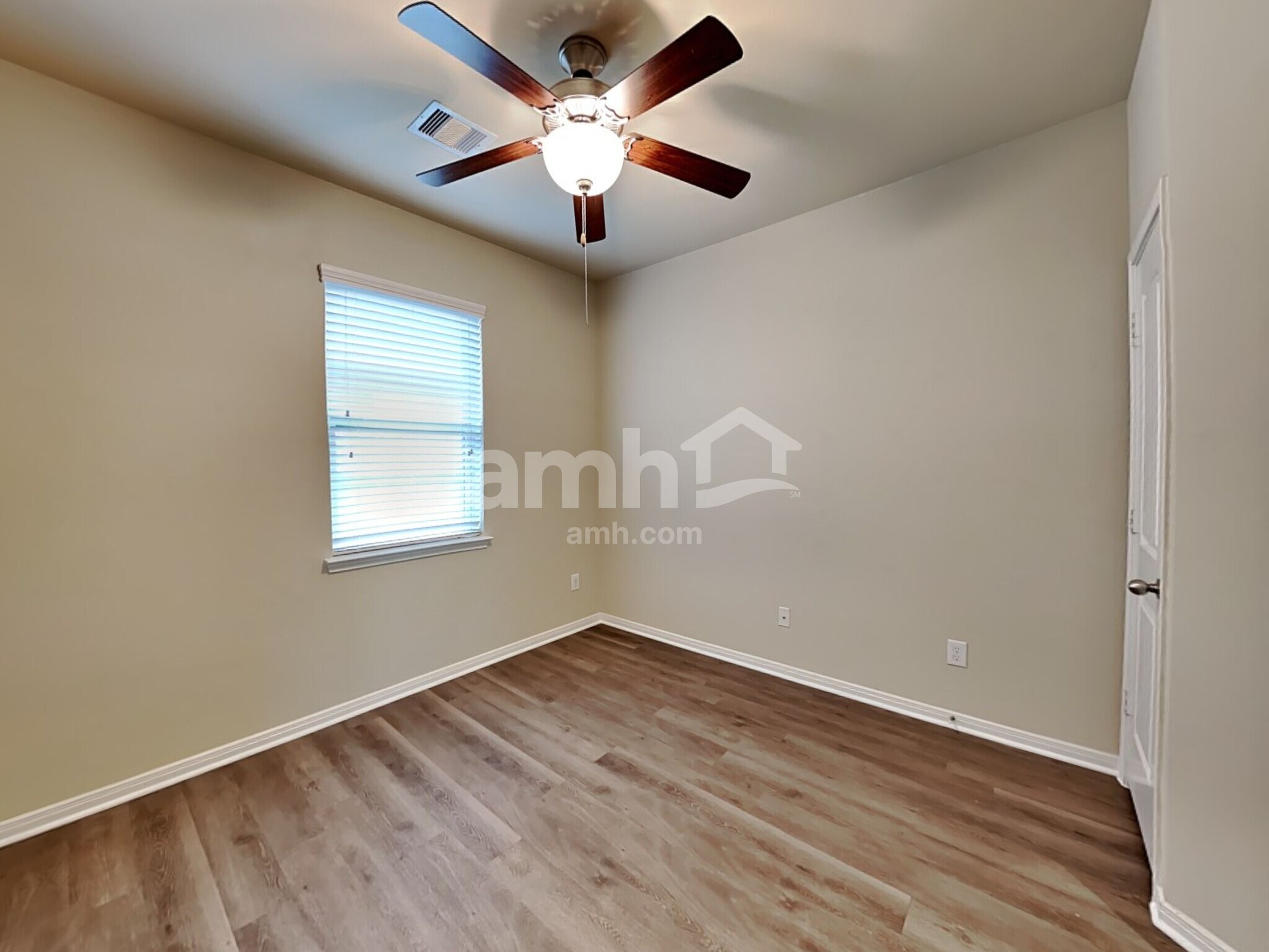 Building Photo - 7446 Durango Creek Dr