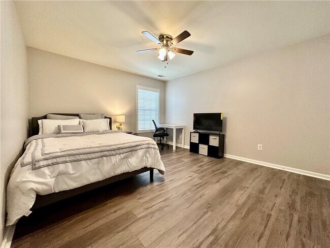 Building Photo - 5135 Cactus Cove Ln