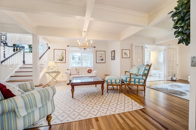 Building Photo - Luxury 4 Bed/4Bath Kailua