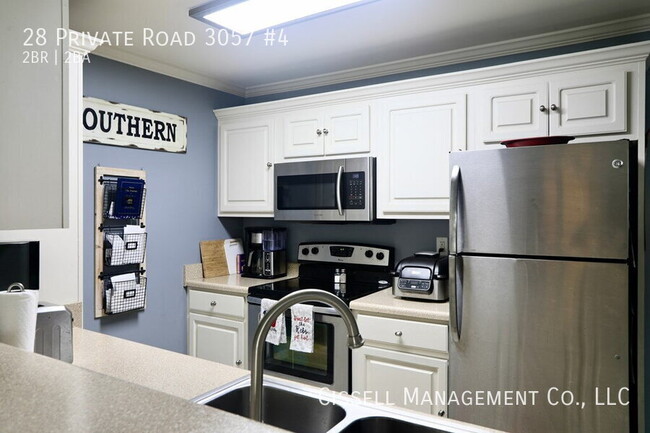 Building Photo - 28 Private Rd 3057