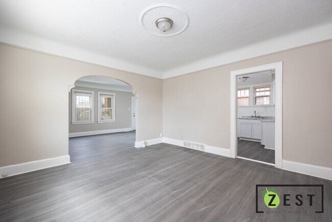 Building Photo - 12120 Stoepel St