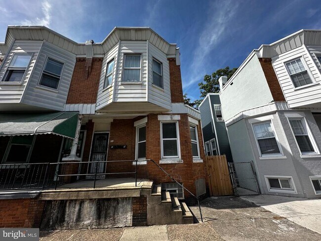 Building Photo - 22 N 53rd St