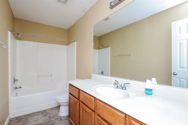 Building Photo - 113 Currie Ct