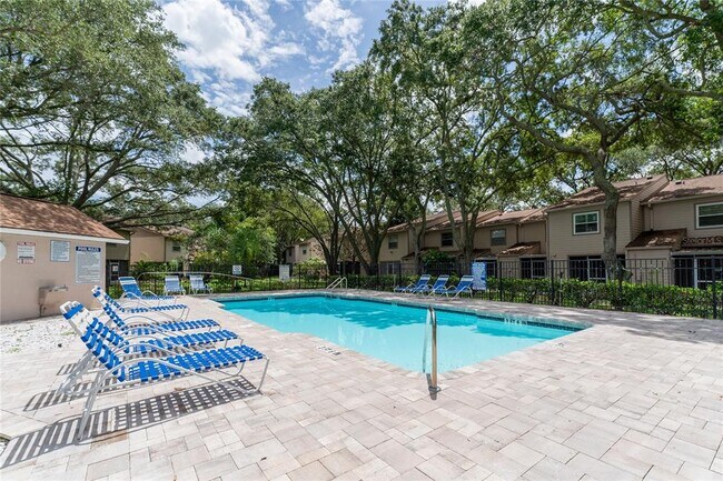 Building Photo - 2304 Fletchers Point Cir