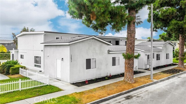 Building Photo - 12571 Kensington Ln