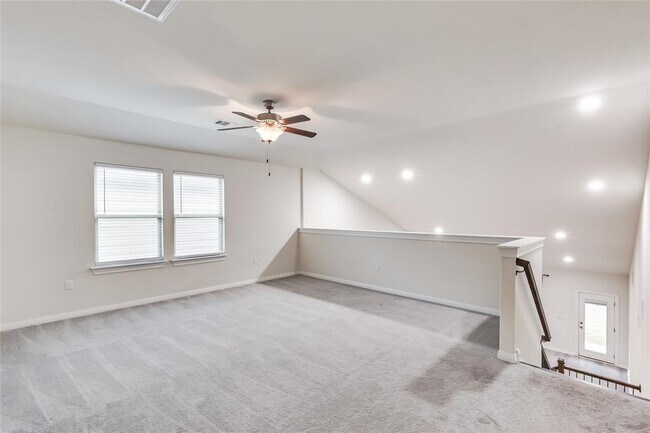 Building Photo - 14202 Alloro Dr
