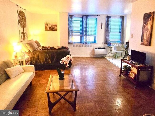 Building Photo - 2601 Pennsylvania Ave