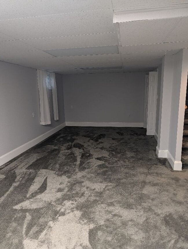 Building Photo - 45 Reel St