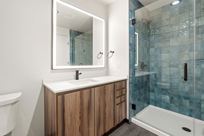 Building Photo - 1624 W Maypole Ave