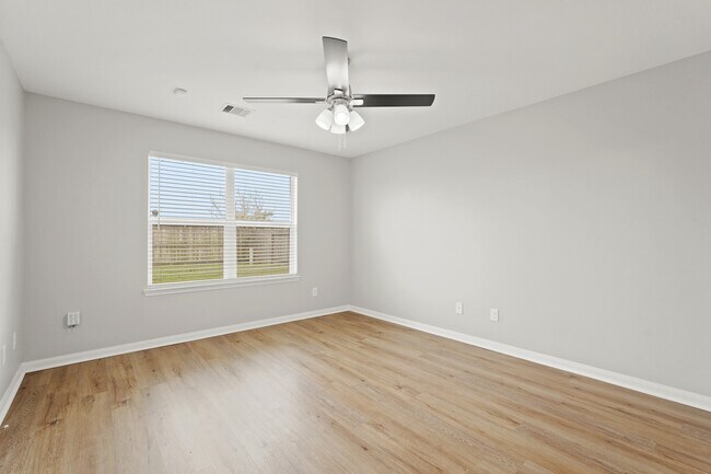 Building Photo - 7126 Montclair Peak Ln