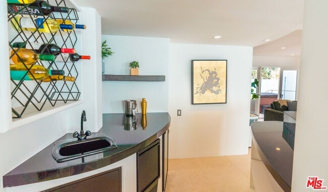 Building Photo - 27112 Malibu Cove Colony Dr