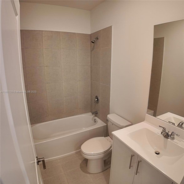 Building Photo - 35761 SW 178th Ct