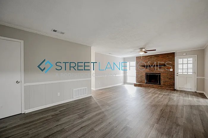 Building Photo - 5044 Old Post Rd