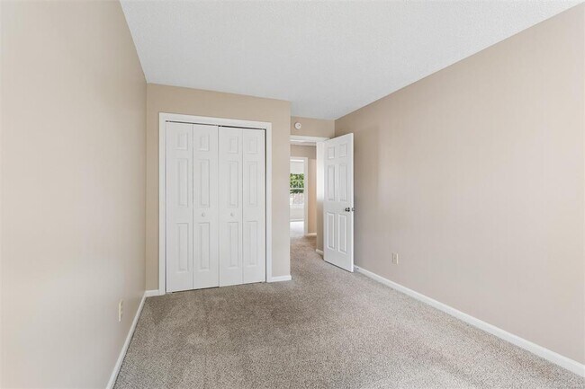 Building Photo - 5306 Aden Ct
