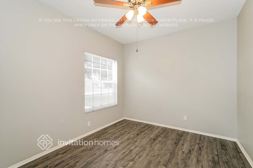 Building Photo - 22521 Laureldale Dr