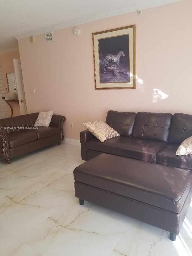 Building Photo - 2080 S Ocean Dr
