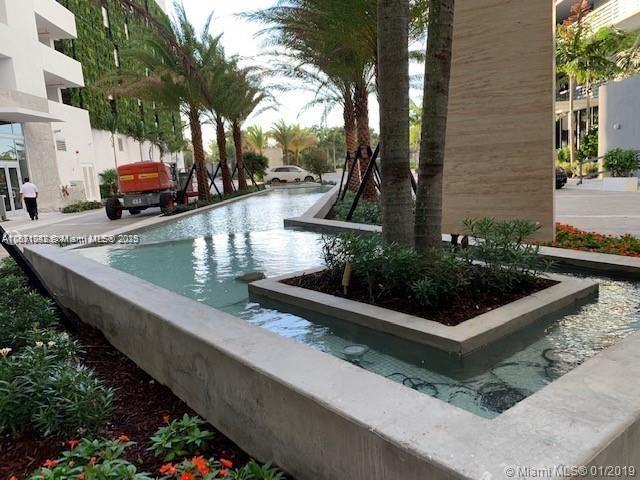 Building Photo - 16385 Biscayne Blvd